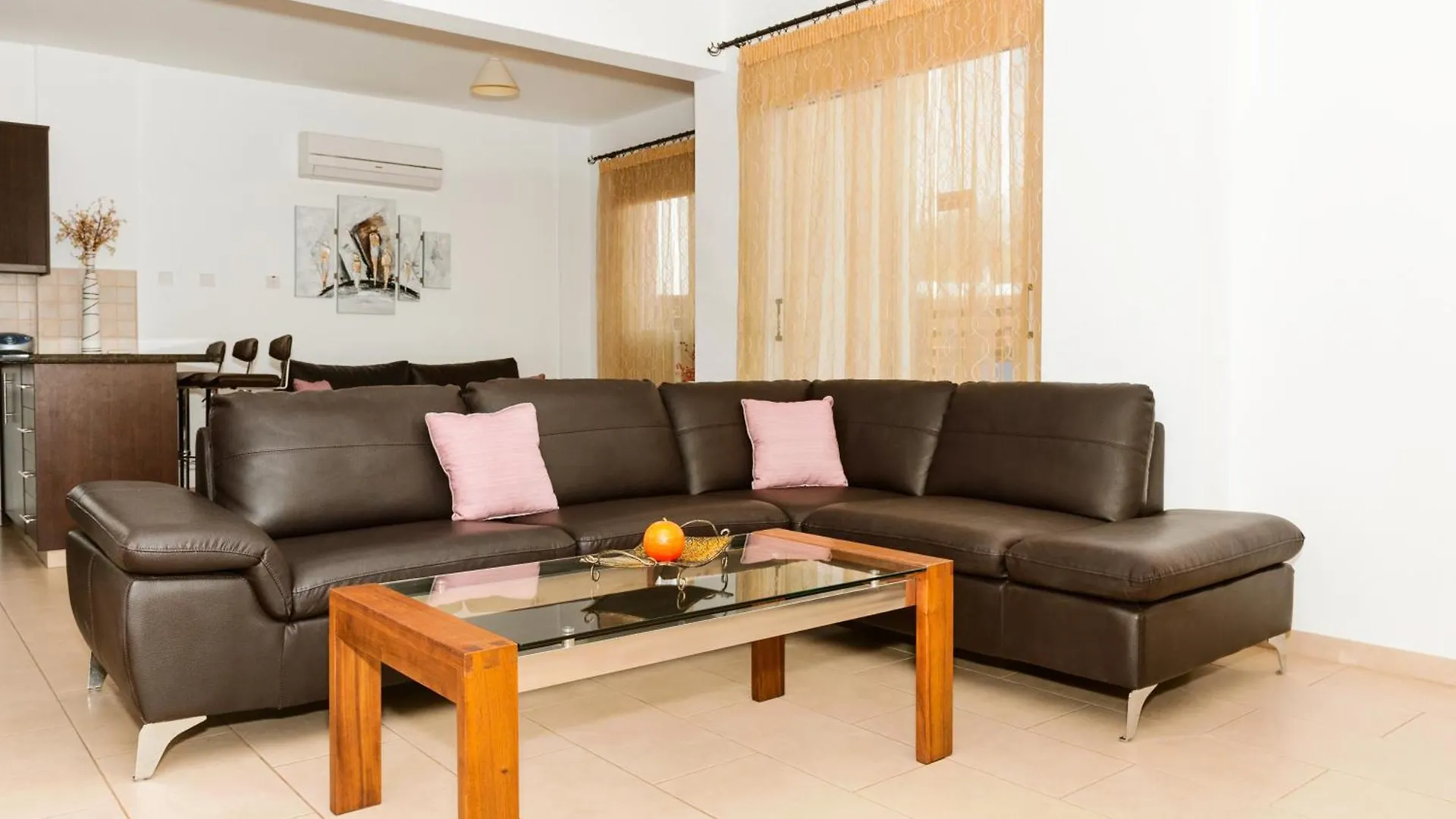 Villa Icarus In The Heart Of Protaras Kypr